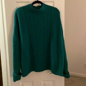 Loft XL Green Sweater, like new condition.